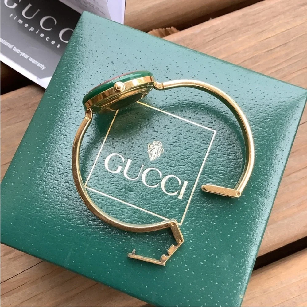 Gucci Popular Collectable Bezel Watch Bracelet - Picture 4 of 5
